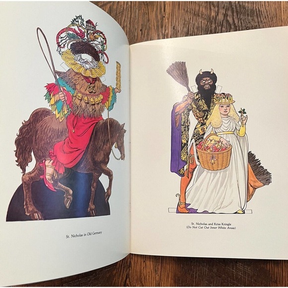 Santa Claus PAPER DOLLS in Full Color by Tom Tierney 1983 - Picture 4 of 4